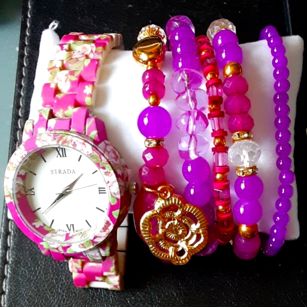 Strata Japanese watch with charm